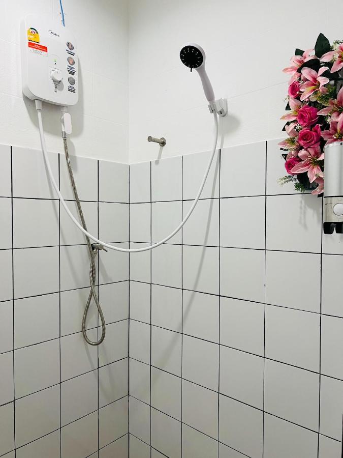 Bed Station Hostel Ban Madua Wan Екстериор снимка