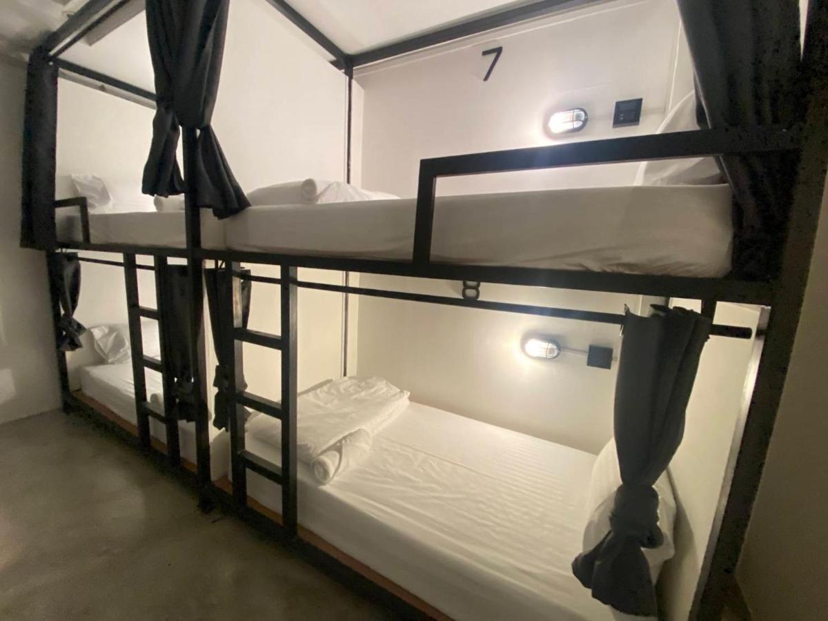 Bed Station Hostel Ban Madua Wan Екстериор снимка